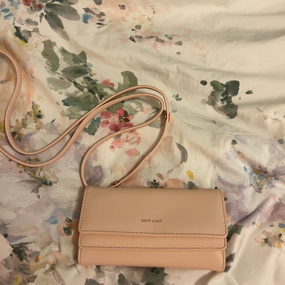 Matt & Nat Vegan Wallet Crossbody Bag